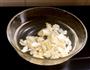 银耳莲子百合小米粥的做法图解3