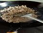 榄菜肉末四季豆的做法图解2