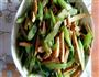 芹菜炒熏干的做法图解2