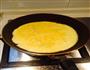葱香鸡蛋卷的做法图解3