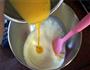 芒果酸奶慕斯蛋糕的做法图解14