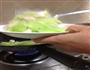 莴笋炒蘑菇的做法图解13