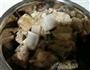 排骨炖豆角的做法图解1