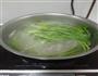 菠菜粥的做法图解1
