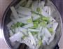 泡椒萝卜芹菜的做法图解4