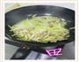 佛手瓜炒肉片的做法图解6