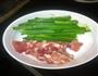 猪肉大蒜春卷的做法图解1