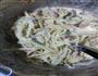 土豆饼子的做法图解2