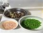 香菇豌豆的做法图解4