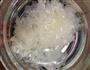 银耳百合桂圆红枣汤的做法图解1