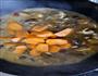 红焖肉烧香菇胡萝卜的做法图解9