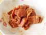 魔芋豆腐炒肉的做法图解2