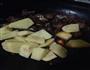 土豆烧排骨的做法图解6