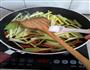 芹菜肉丝的做法图解8