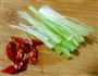 蒸粉丝香菇鸡肉的做法图解3