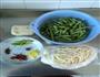 豆角蒸面的做法图解1