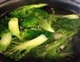 炝拌西兰花的做法图解1