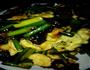鸡蛋木耳炒蒜苔的做法图解7