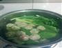 青菜肉丸子汤的做法图解4