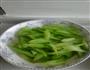 西芹虾仁的做法图解2