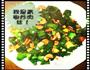 青椒炒火腿肠的做法图解1