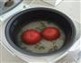 懒人电饭煲番茄饭的做法图解1
