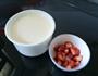 草莓酸奶的做法图解3