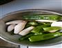 青椒鸡腿菇炒肉丝的做法图解2