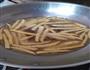 炸薯条的做法图解1