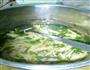 金针菇羊肉汤的做法图解1