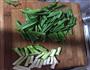 蒜苗炒五花肉片的做法图解2