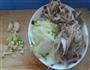 蚝油蘑菇炒白菜的做法图解1