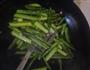 芦笋口蘑烧虾仁的做法图解3
