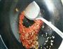 剁椒火腿炒山药的做法图解3
