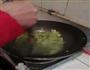 芹菜炒肉的做法图解3