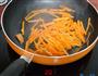 胡萝卜丝煎皖鱼的做法图解8