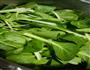 鸡毛菜汆丸子的做法图解2