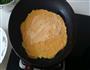 宝宝食品-胡萝卜鸡蛋饼的做法图解5