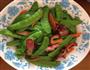 荷兰豆炒腊肉的做法图解2