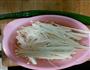 家常小菜-金针菇拌黄瓜的做法图解1