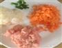 清蒸胡萝卜糯米肉丸的做法图解1