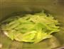 凉拌西芹-10分钟快手菜的做法图解4