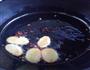 砂锅五花肉炖豆角干的做法图解3