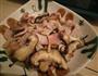 香菇炒熏肉的做法图解2