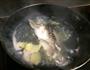鲫鱼肉末汤的做法图解4