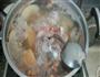 雪梨南北杏煲猪扇骨的做法图解2