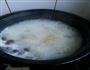 熬出胶质－银耳莲子羹女人好补品的做法图解5