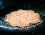 肉松米饭煎饼的做法图解3