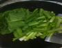 普宁豆酱炒春菜的做法图解2