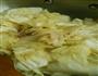 白菜炖豆腐的做法图解2